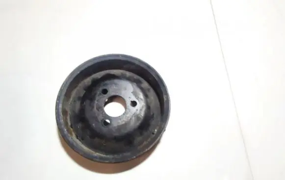 Mercedes-Benz E W210 Power steering pump pulley a6042360010