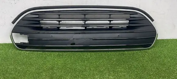 Mini Clubman F54 Front bumper upper radiator grill 7495158