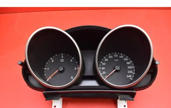 Mazda 3 II Speedometer (instrument cluster) BBM655430