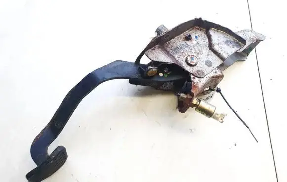 Honda FR-V Brake pedal sensor switch