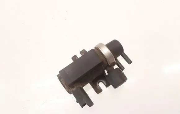 Peugeot 307 Vacuum valve 9641726680