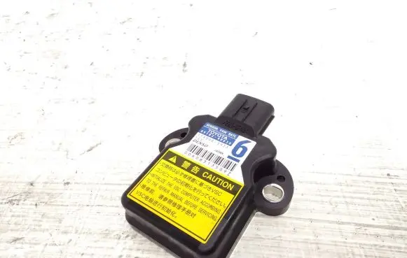 Lexus CT 200H ESP acceleration yaw rate sensor 8918348030 1745005923