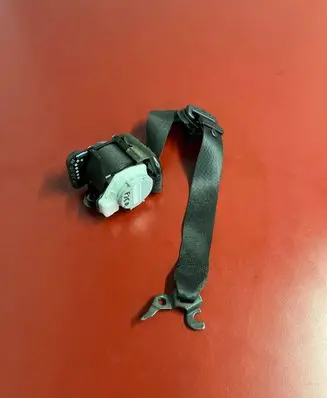 BMW X3 F25 Front seatbelt 7367250 S2736725001 13B1694P0479