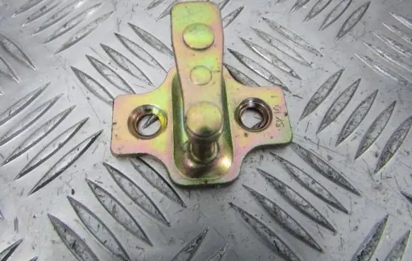 Chevrolet Kalos Rear door lock loop/hook striker 