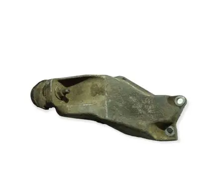 Volkswagen PASSAT B5 Engine mounting bracket 8D0199307