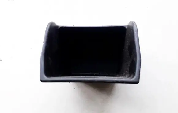 Mercedes-Benz E W211 Glove box A2116830075