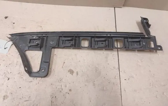 Volkswagen PASSAT B6 Rear bumper mounting bracket 3C5807393