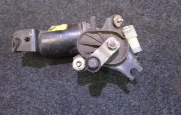 Honda Concerto Wiper motor 22065647