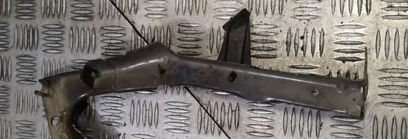 Audi A5 8T 8F Fender mounting bracket 8t0821135c