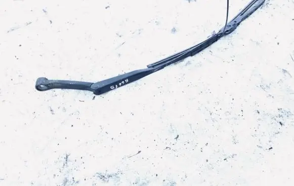 Audi 80 90 B3 Front wiper blade arm 893955407e
