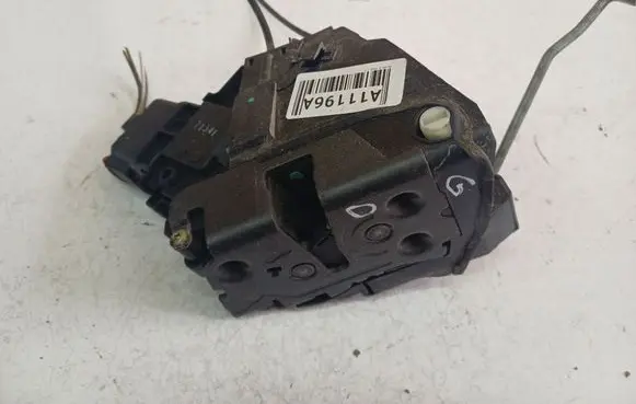 Mazda 3 I Rear door lock 3N6AA26412B