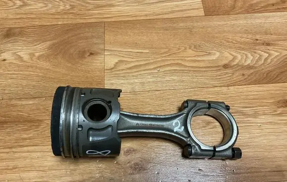 Ford Mondeo MK IV Piston with connecting rod 9677840380