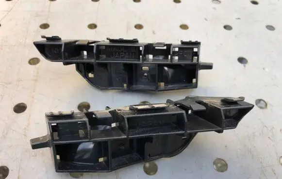 Toyota GT 86 Fender mounting bracket