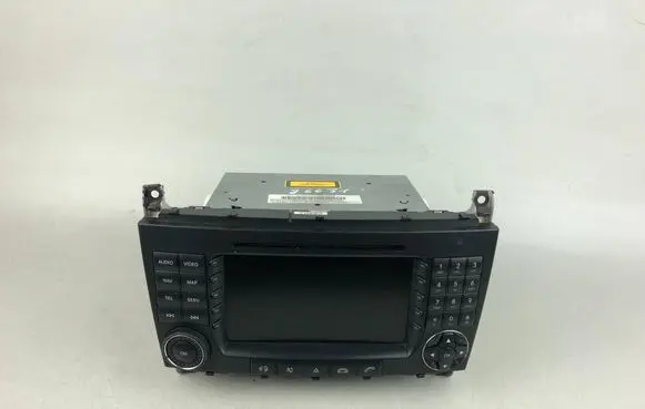 Mercedes-Benz C AMG W203 Radio/CD/DVD/GPS head unit A2038706289