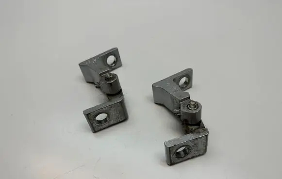 Rear door hinge set
