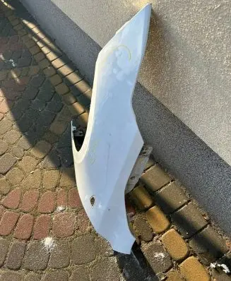 KIA Ceed Fender BLOTCEE3