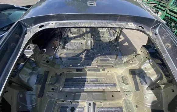 Audi e-tron Roof 
