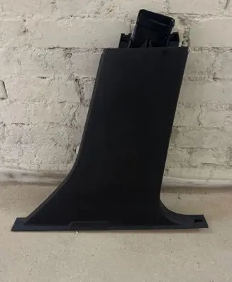 Volvo S60 (B) pillar trim (bottom) 30653997