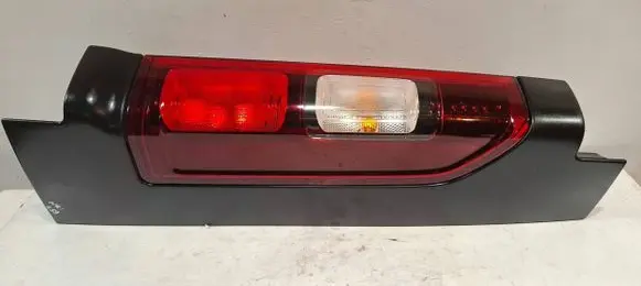 Renault Trafic III (X82) Rear/tail lights 93450971