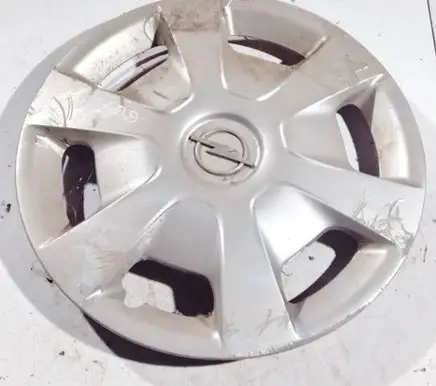 Opel Astra G R15 wheel hub/cap/trim 90576074 90576075