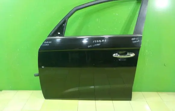 KIA Carens III Front door PRZOD LEWE