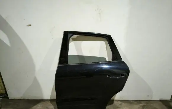 Porsche Macan (95B) Rear door 95B833311A