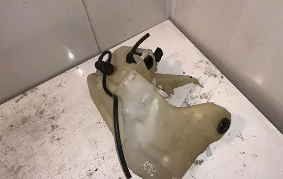 Volvo S40 Windshield washer fluid reservoir/tank 31333481 A2382