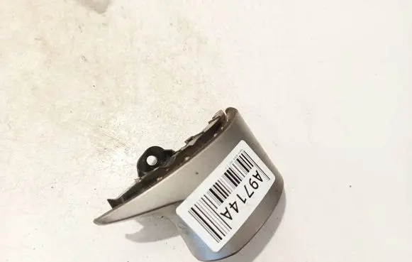 Steering wheel buttons/switches