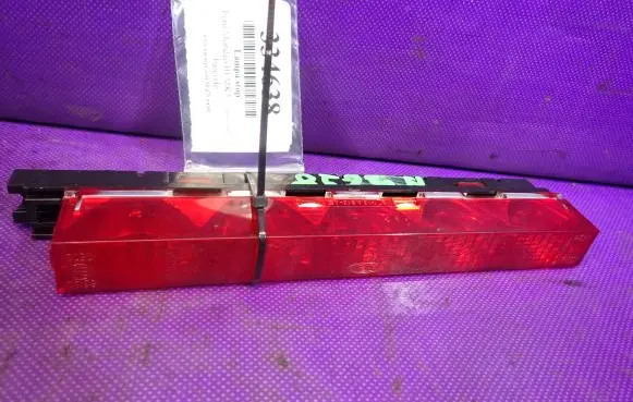 Ford Mondeo Mk III Third/center stoplight 1S7113A613AE