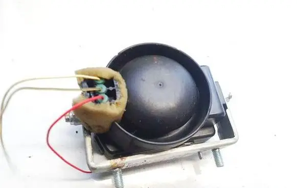 Toyota Avensis T270 Alarm system siren 8904005040
