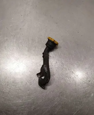 Subaru Legacy Oil filler cap 