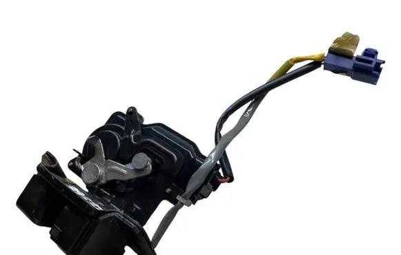 Toyota Avensis T250 Tailgate/trunk/boot lock/catch/latch 