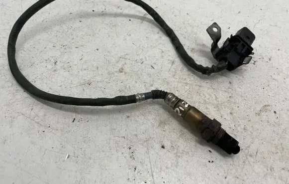 Mercedes-Benz E W212 Lambda probe sensor A0075120218