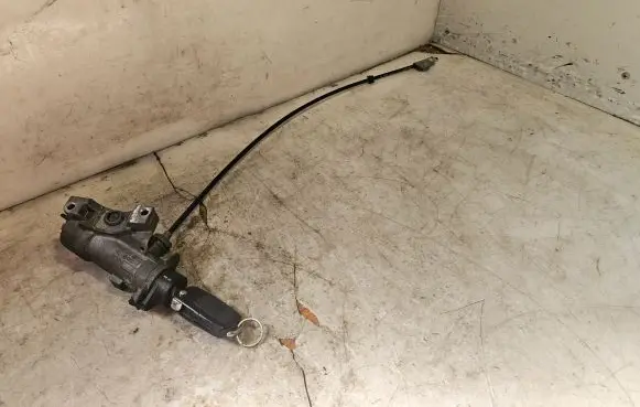 Volkswagen Transporter - Caravelle T5 Ignition lock 4B0905851B