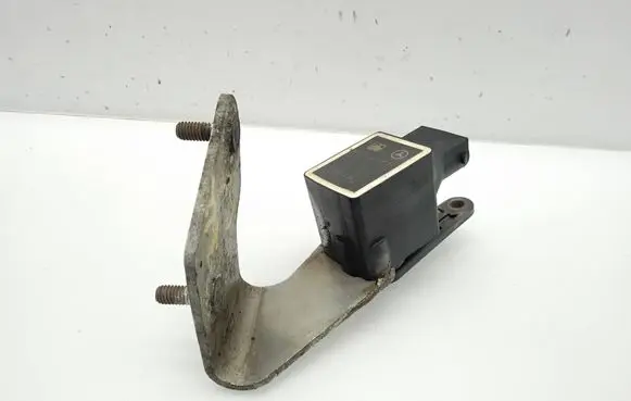 Mercedes-Benz E W211 Rear air suspension level height sensor A0105427717 A2113266943