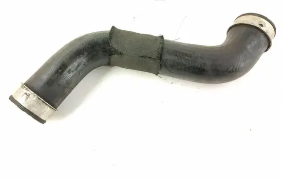 Mercedes-Benz E W211 Intercooler hose/pipe 2115284182 A2115284182