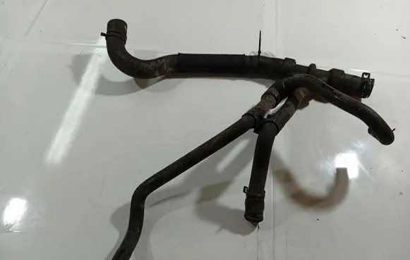 Renault Scenic I Engine coolant pipe/hose 