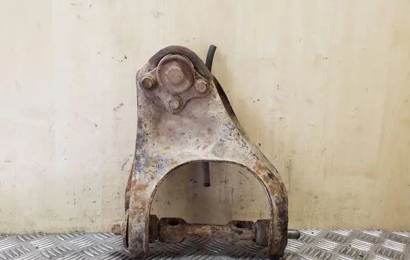 Opel Frontera B Front lower control arm/wishbone