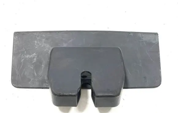Volvo XC60 Tailgate/boot lid lock trim 30784557