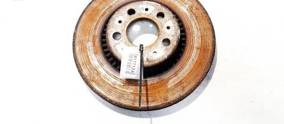 Volvo S60 Front brake disc VENTILIUOJAMAS
