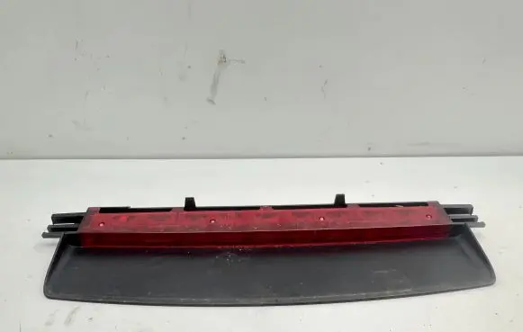 Audi A6 S6 C6 4F Third/center stoplight 4F5945097