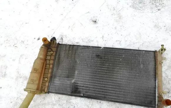 Coolant radiator