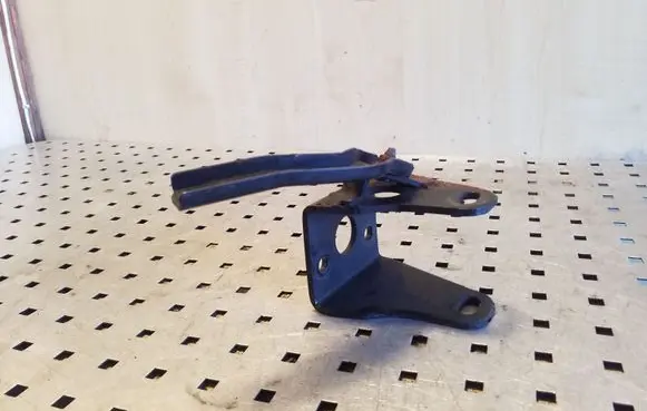 Toyota Corolla E120 E130 Gearbox mounting bracket