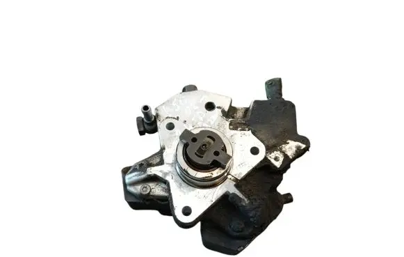 Volvo V50 Fuel injection high pressure pump 0445010111 30756125