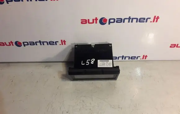 Volvo V50 Screen/display/small screen 31268055