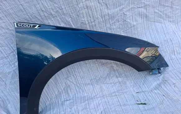 Skoda Superb B8 (3V) Fender 