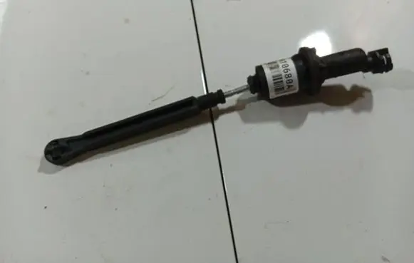 Citroen C4 I Clutch master cylinder 