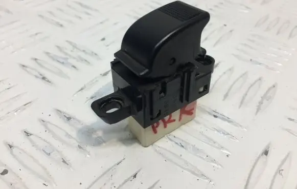Mazda 6 Electric window control switch 3583S45