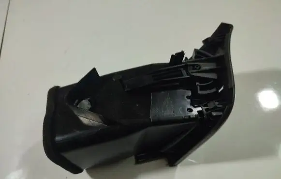 Dash center air vent grill