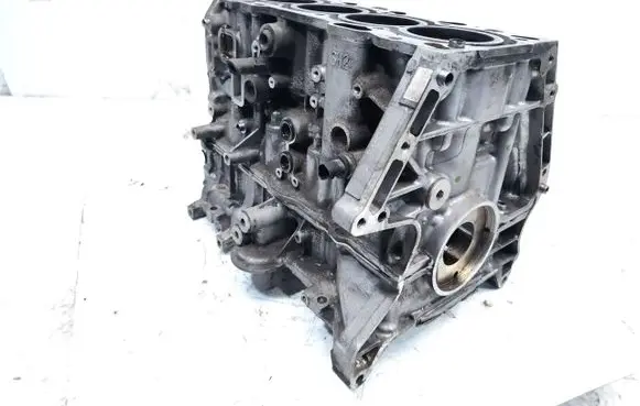 Mazda 5 Engine block 